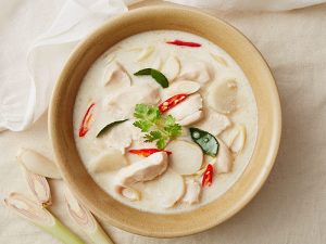 อาหารไทยยอดนิยม- ต้มข่าไก่